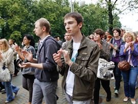 «Революция через социальные сети»