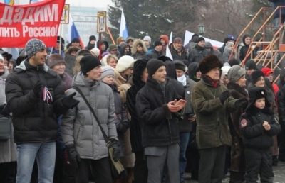Школьников гонят на митинги